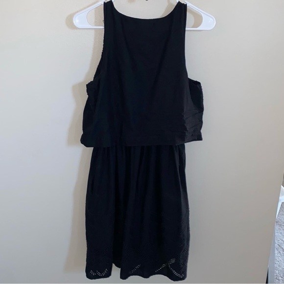 đź–¤ Gap Eyelet Embroidered Black Sleeveless Dress | Pockets | Size 2 - Picture 3 of 3